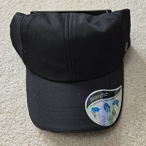 Ponyflo Black Cap